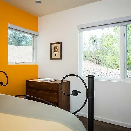Butterfly House Two-bedroom Holiday home
